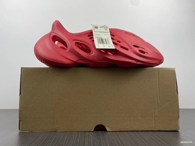 Adidas CW3355 Foam Yeezy Red 1014